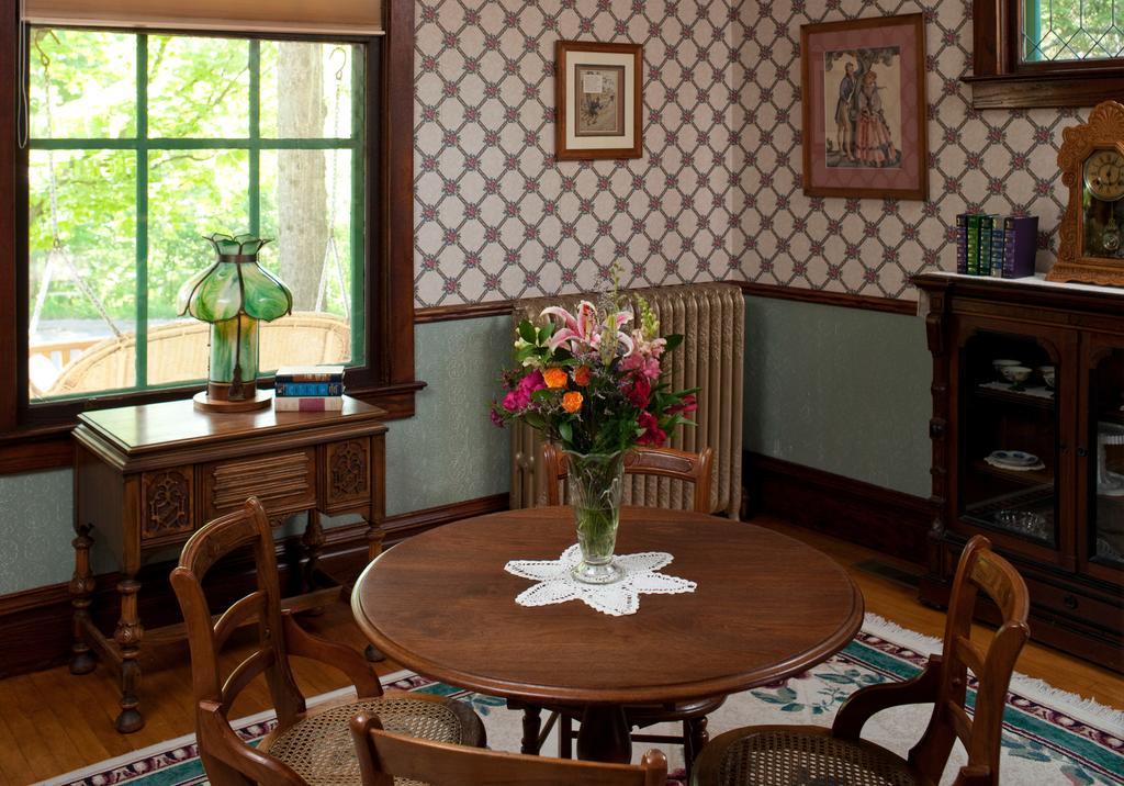 Old Rittenhouse Inn Bayfield Szoba fotó